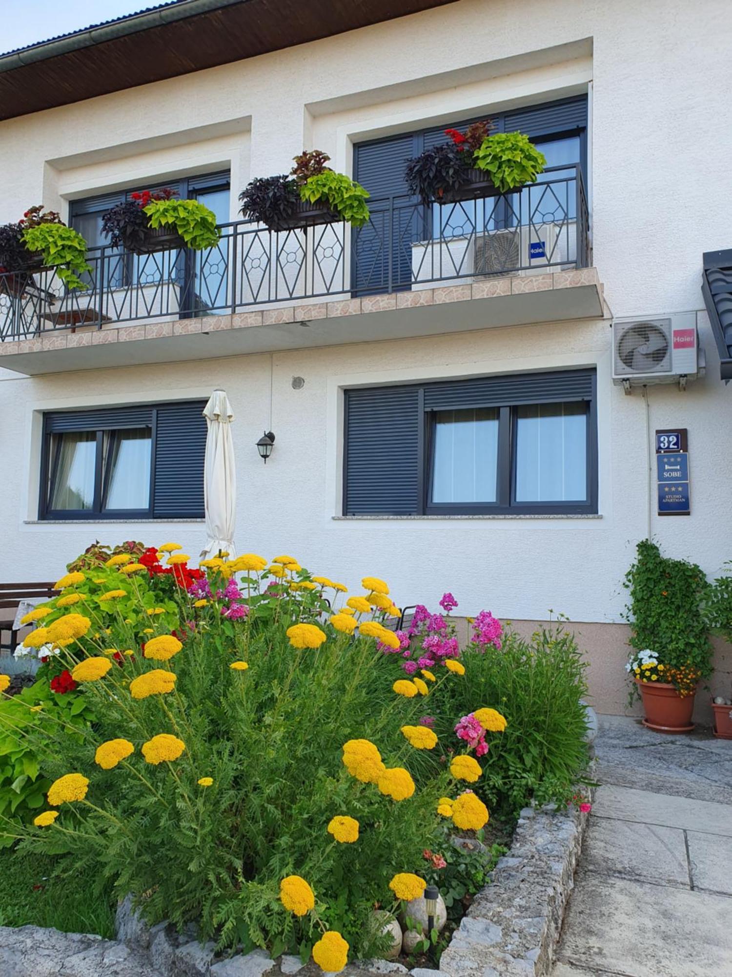 Guesthouse Vila Slunj Buitenkant foto