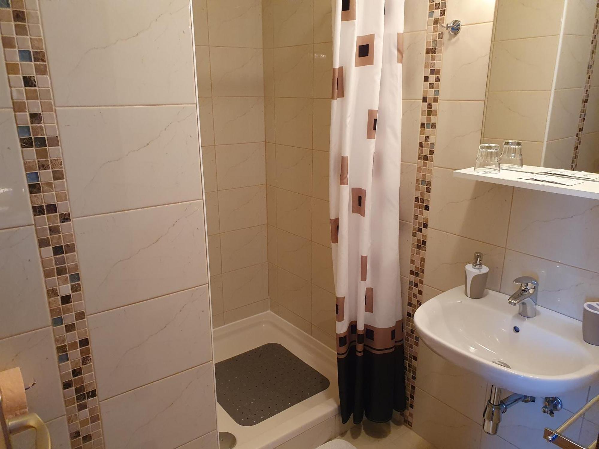 Guesthouse Vila Slunj Buitenkant foto