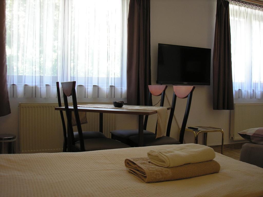 Guesthouse Vila Slunj Buitenkant foto