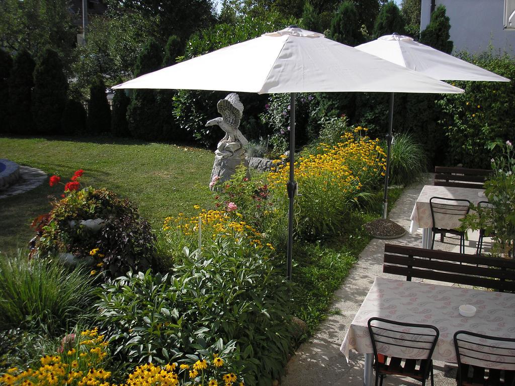 Guesthouse Vila Slunj Buitenkant foto