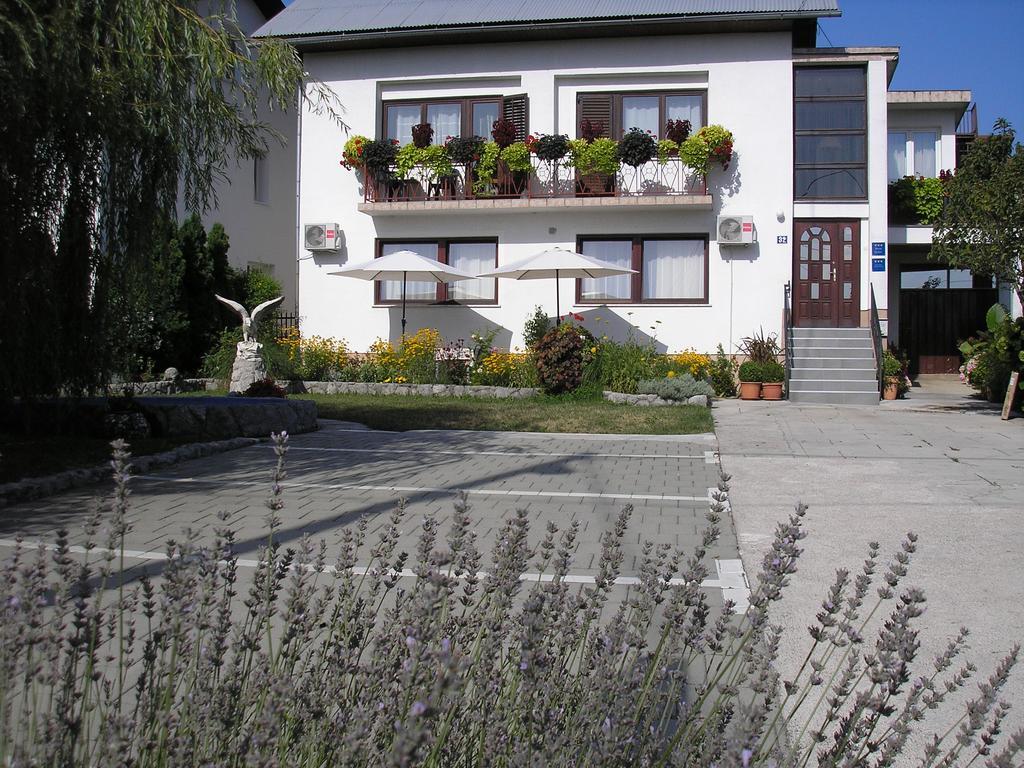 Guesthouse Vila Slunj Buitenkant foto